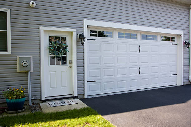 24/7 Emergency Garage Door Panel Replacement experts in Prosperity, WV